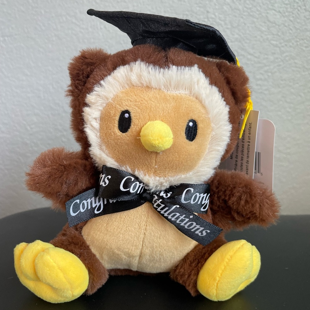 Graduation plush owl